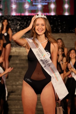 miss-calabria-2021