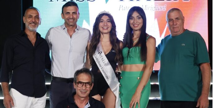 MARIANNA CARBONE È MISS CITTÀ DI CASTIGLIONE COSENTINO