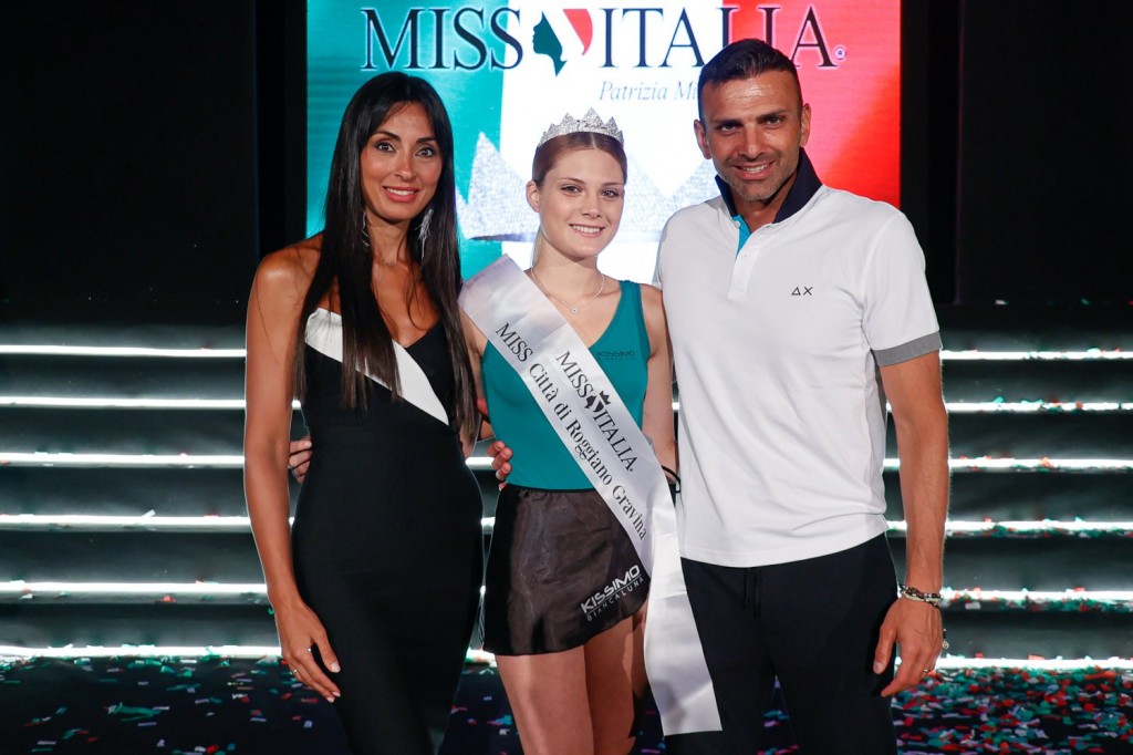 MARIA ANTONIETTA SINISCALCHI È MISS CITTÀ DI ROGGIANO GRAVINA