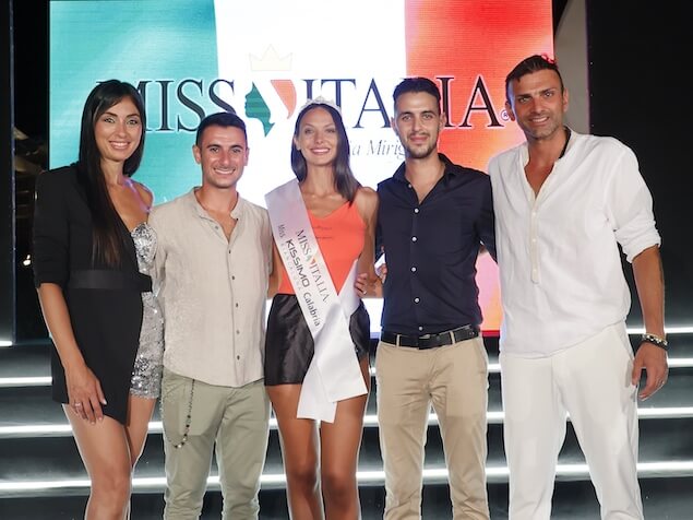 Maria Sofia Cimarosa è Miss Kissimo Biancaluna Calabria 2022  Read more https://www.lameziaterme.it/maria-sofia-cimarosa-miss-kissimo-biancaluna-calabria-2022/